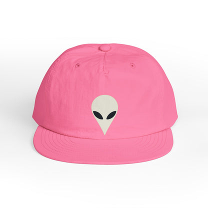 Alien Surf Cap – Retro Space Graphic Snapback Hat