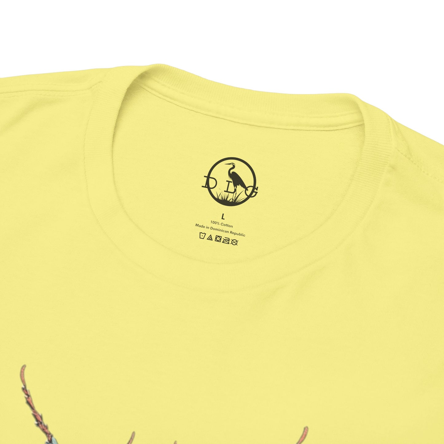 Nature-Inspired Unisex Heavy Cotton Tee with Vintage Bee Design