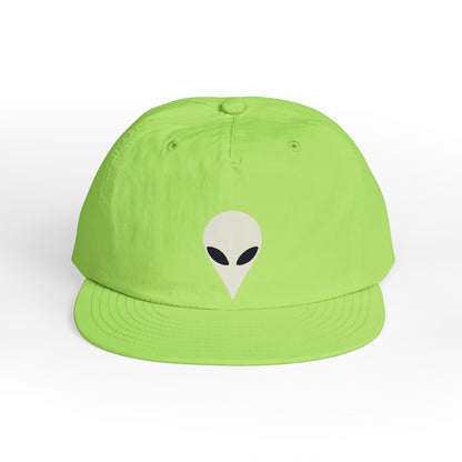 Alien Surf Cap – Retro Space Graphic Snapback Hat