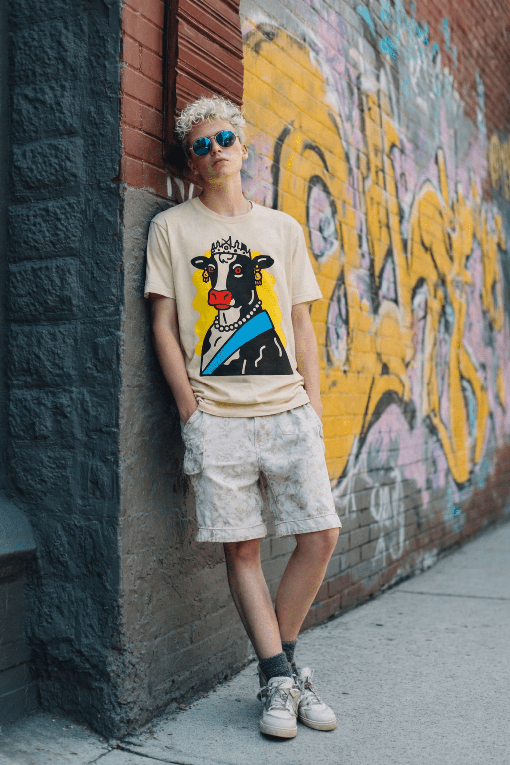 Crowned Cow Teen T-Shirt  Del Lago Greenwich